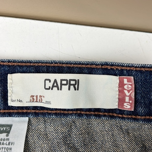 Levi's blue cuffed 515 Capri - Picture 2 of 9